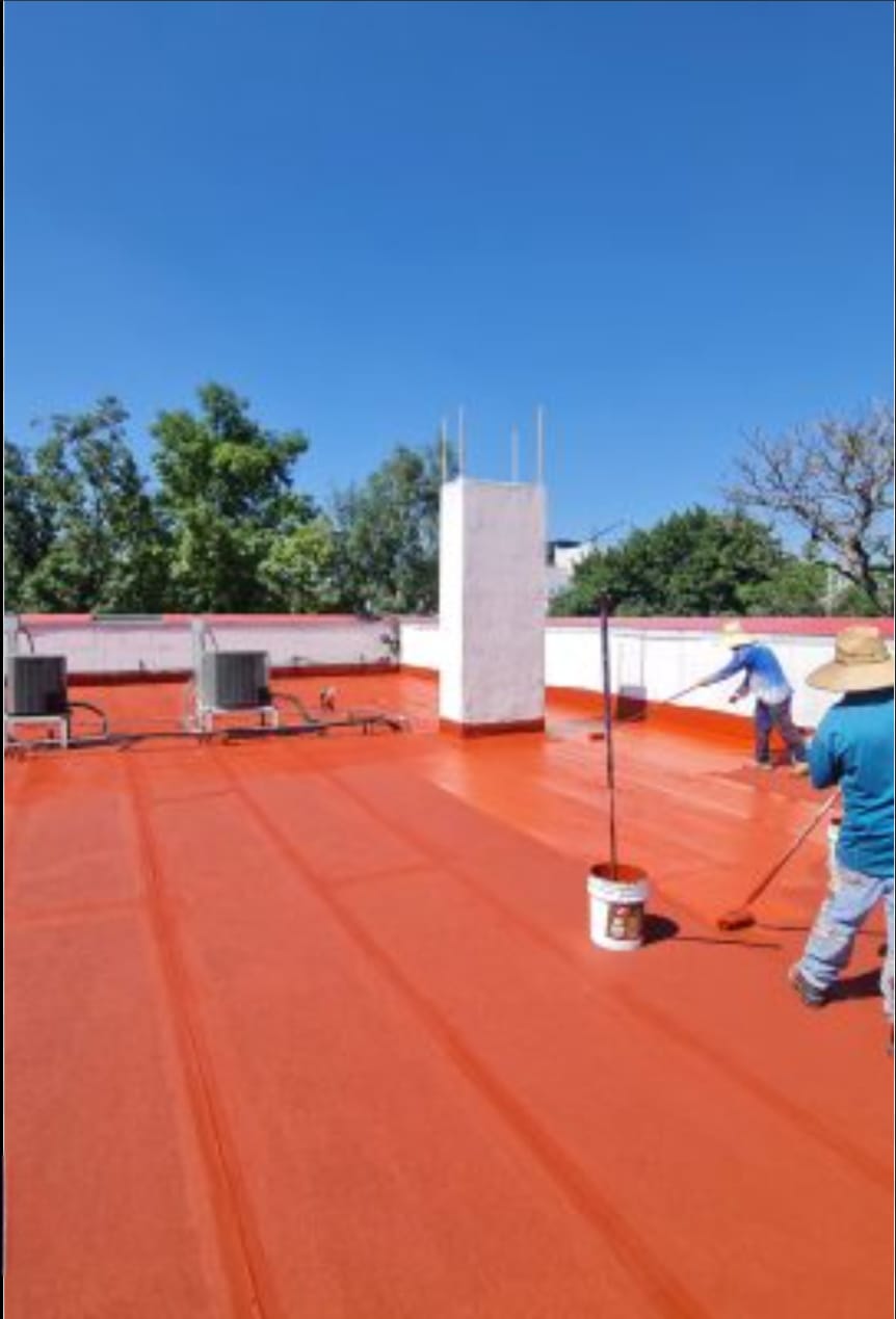 Servicio urgente 24 horas de rehabilitación de tejados con filtraciones y goteras
